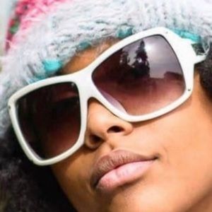 Best Selling FlyGirls #onthefly Sunnies β€οΈ